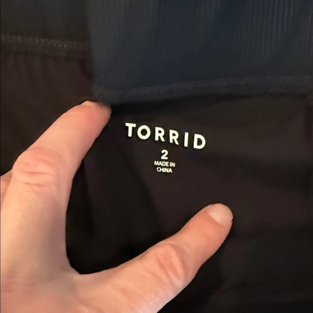 Torrid black windbreaker type casual athleisure jogger pants ruched ankles 2X